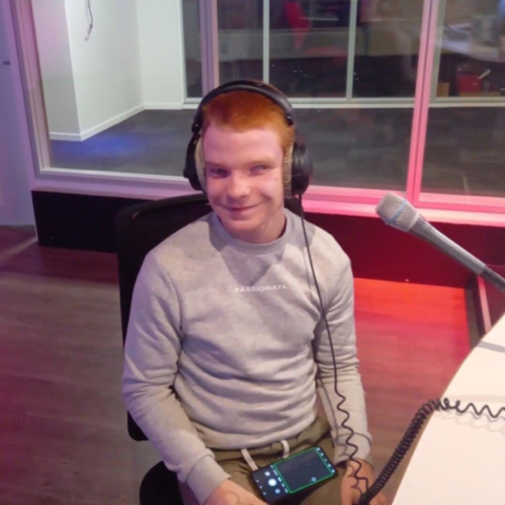 Linterview-street-podcast-talk-show-musique-aurel